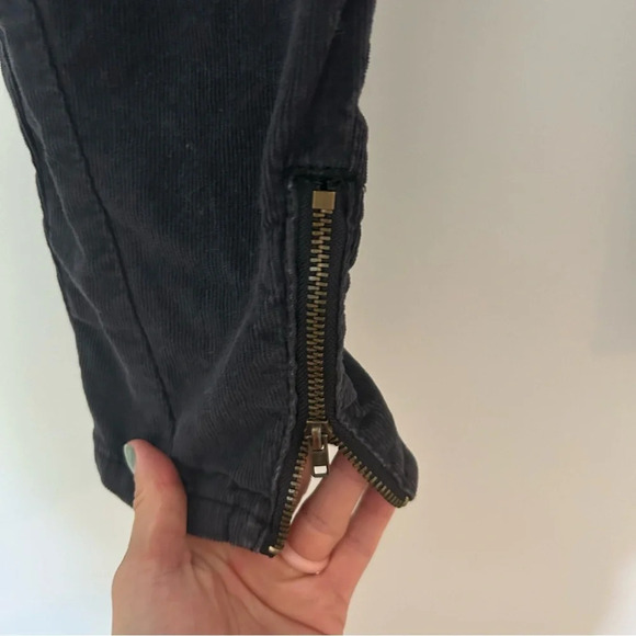 Free People Y2K Dark Grey Corduroy Zipper Cargo Pants Size 27 - Picture 4 of 6